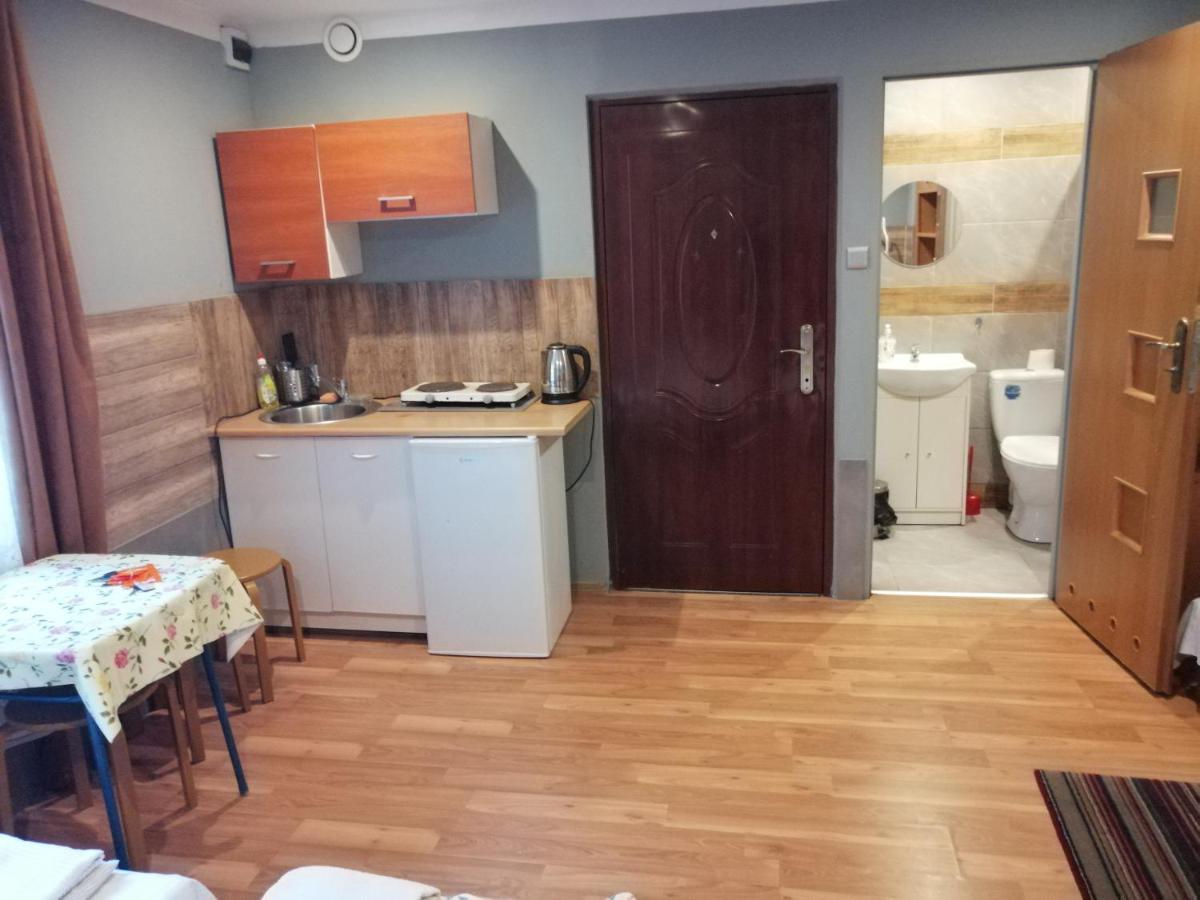 Pokoje Goscinne Polo Częstochowa Exterior foto