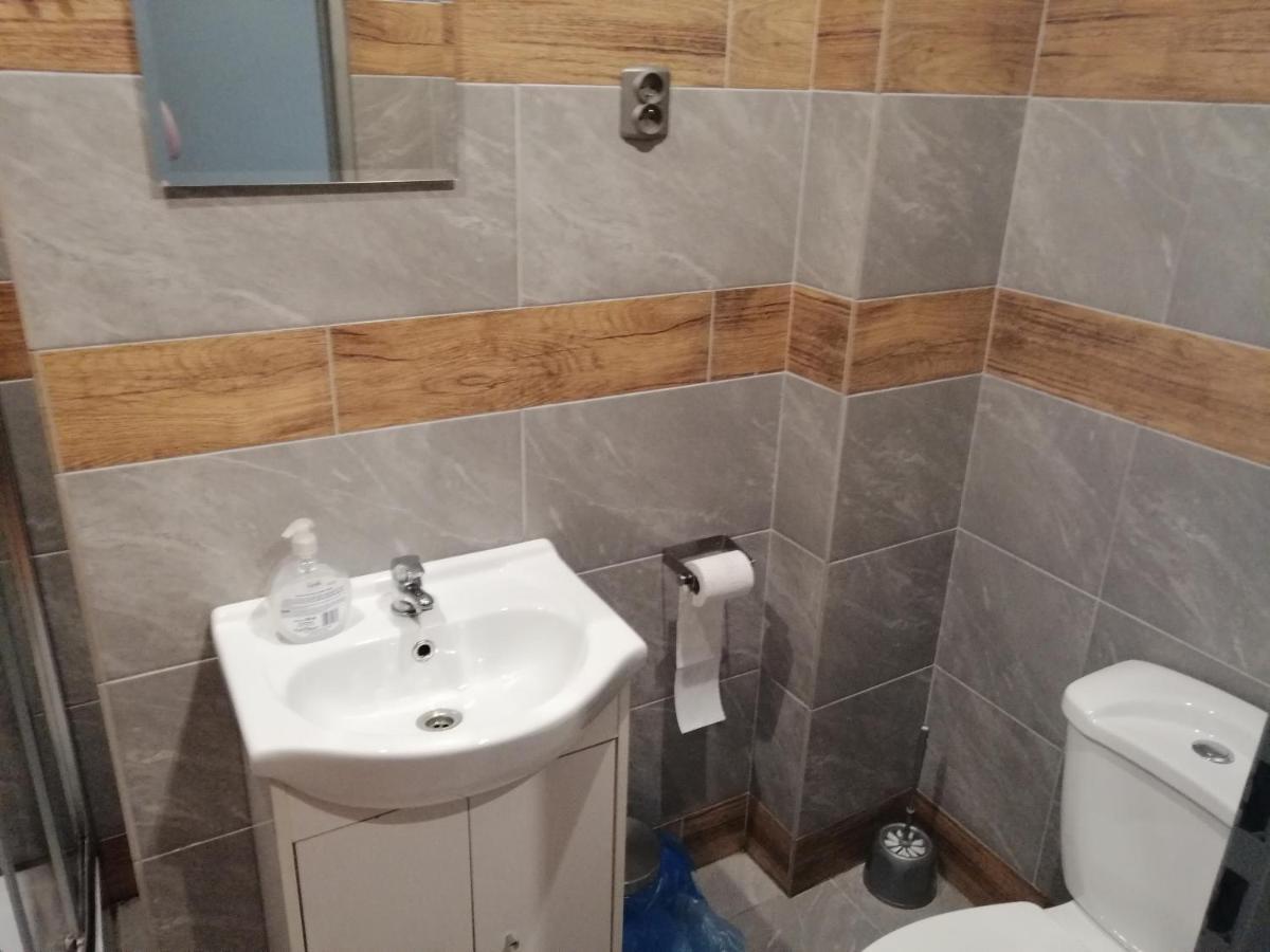 Pokoje Goscinne Polo Częstochowa Exterior foto